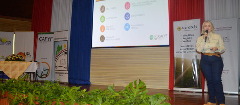 CAFYF junto a la Unidad Pedagógica Hohenau de la Universidad Católica capacitó sobre Camas Biológicas, una solución para el manejo del lavado del pulverizador