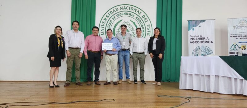 Directivos de CropLife Latin America realizaron gira de capacitaciones en Alto Paraná y visitaron finca con Paisaje Multifuncional
