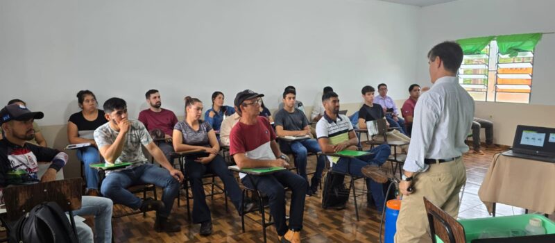 CAFYF y el IICA capacitaron en Buenas Prácticas Agrícolas a productores de tomate y locote en Natalio