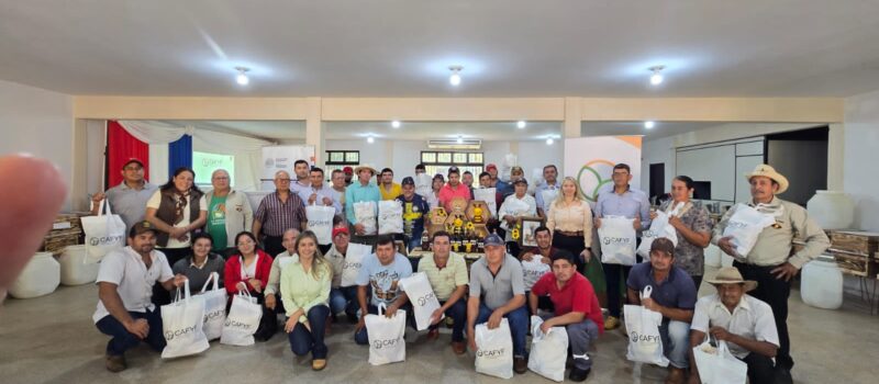 CAFYF impulsa la capacitación y fortalecimiento de apicultores en Curuguaty