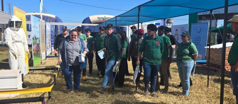 CAFYF se destacó en Hortipar 2025 con un stand innovador sobre Buenas Prácticas Agrícolas