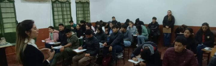 CAFYF capacita a estudiantes de Itapúa sobre la gestión responsable de envases vacíos